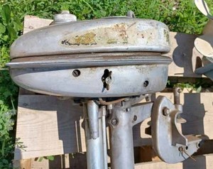 lot 225 image: Vintage Evinrude Sportsman Model No. 4346 Outboard, Serial No. 1191