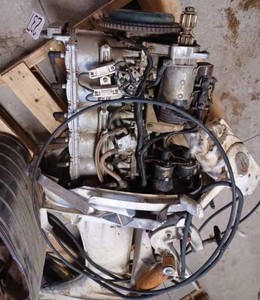 lot 237 image: Mercury Vertical 6 cylinder Parts