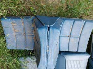 lot 334 image: Two Dark Blue Evinrude ForwardRear Facing Seats