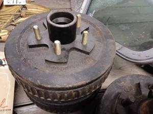 lot 415 image: Pair of 11-inch Round Trailer Wheel Drums