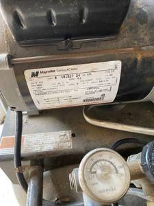Black Max Coleman Powermate Direct Drive Compressor