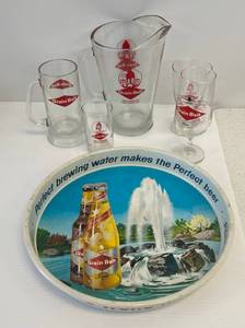 lot 19 image: Grainbelt Beer Pitcher, Glasses And Vintage Grainbelt Beer Tray