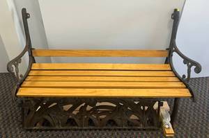 lot 28 image: Decorative Cast Iron Bench Project 51 14L x 20 12D x 33T