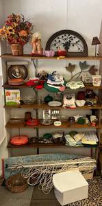 lot 44 image: 6 Shelves Full of Household Items