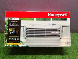 lot 53 image: Honeywell Air Filter Window Fan