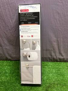 lot 58 image: 4 - Piece Bathroom Accessory Set