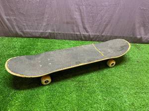 lot 78 image: Skateboard