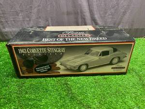 lot 85 image: 1963 Corvette Stingray Special Black Edition Beam Decanter
