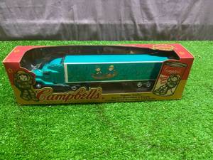 lot 115 image: Campbells Tractor Trailer