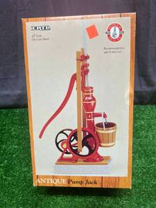 lot 132 image: Ertl Antique pump Jack