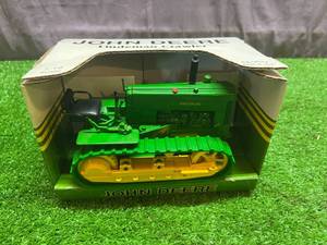 lot 139 image: John Deere Lindeman Crawler 116 Scale