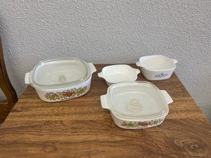 lot 193 image: Corning Ware Cookware