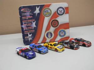 ACTION RACING 164 SCALE - ARMED FORCES 2000 5 CAR TIN SET LIMITED EDITION 1 OF 3,504 400119 - AWESOME PIECE - NEW IN BOX - SEE PICTURES