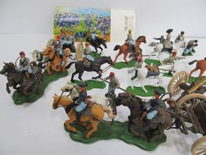 lot 16 image: Large Group of Old Vintage Toy Soldiers - Britains The Conflict