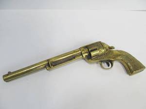 lot 41 image: Large Brass Replica Revolver