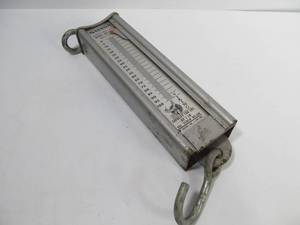 lot 53 image: Vintage Hanson VIKING Hanging Scale