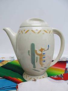 lot 87 image: Vintage Deco PORCELIER Southwestern Teapot wHandkerchiefs