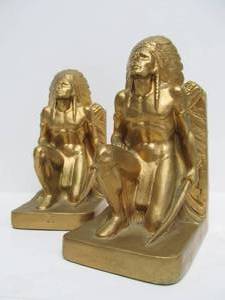lot 94 image: Larger Vintage 1940s Native American Chief Bookends - Dated 1942