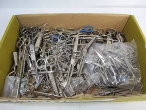 lot 133 image: HUGE Collection of Vintage Scissors 