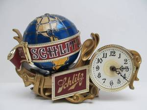 lot 185 image: Working Vintage SCHLITZ World Globe Spinning Beer Light Sign