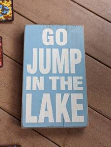 lot 59 image: Colorful Decorative Wall Signs