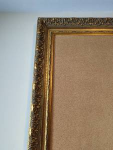 lot 102 image: Large Gold Framed Cork Board