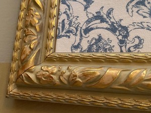 lot 88 image: Beautiful Decorative Wall Mirror