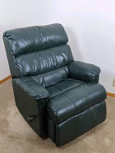 lot 54 image: Green 360 Degree Swivel Recliner