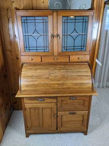 lot 86 image: De Witt - Seitz Co. Tall Wooden Secretary Cabinet