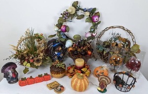 lot 101 image: A Collection of FallHarvest Decor Turkeys, Candles, Wreath