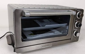 lot 12 image: NEW Cuisinart Convection Toaster Oven Broiler
