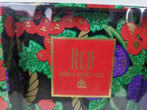 lot 112 image: NEW RED by Giorgio Beverly Hills Gift Set