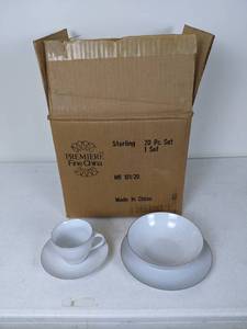 lot 127 image: Premiere Fine China Sterling 20-Piece Set