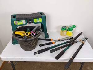 lot 138 image: Assorted Garden Tools (Hedge Shears, Fiskars Telescoping Power-Lever Bypass Lopper, Miracle Ground Garden & Lawn Feeder, Bucket of Hose Attachments and Small Garden Tools, Garden KneelerSeat)
