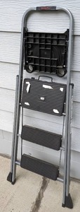 lot 173 image: Skinny Mini 3-Step Folding Step Stool with Tray