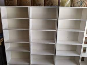 lot 174 image: 3 White Shelving Units with Adjustable Shelves