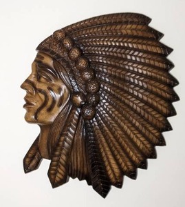 lot 46 image: Native American Sculpted Wall Decor