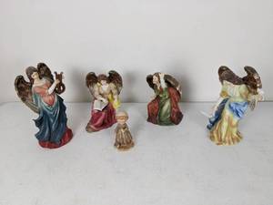 lot 136 image: Collection of (4) Grandeur Noel Porcelain Angels and Vintage Little Bible Friends St. Francis Figurine