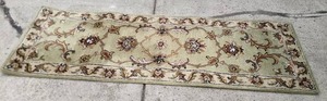 lot 178 image: Handtufted 100% Virgin Wool Pile Runner from India 23 x 7
