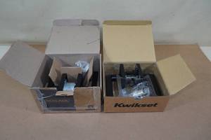 lot 21 image: Hall and Closet Door Handles