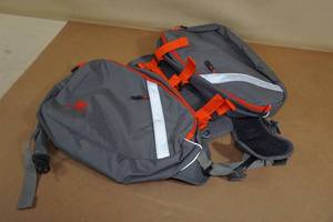 lot 90 image: Mountainsmith K9 Pack -Large