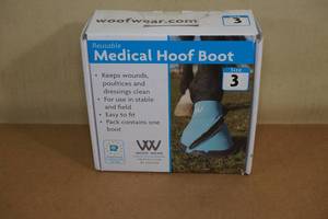 lot 97 image: Woof Wear Medical Hoof Boot -Size 3