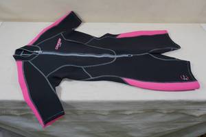 lot 130 image: Cressi Wet Suit -Size M3