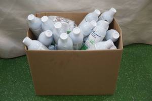 lot 168 image: Catch Em Spray Sticky Trap Adhesive