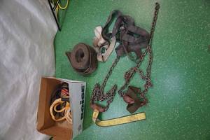 lot 173 image: Assorted Strap and Chains