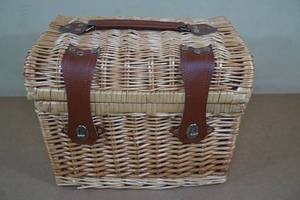 lot 227 image: Wicker Picnic Set - Basket, Glasses, Blanket