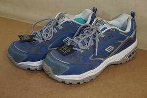 lot 236 image: Skechers Steel Toe Work Shoes - Mens 9.5