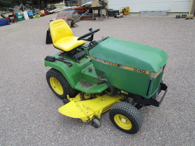 Jd 240 lawn online tractor