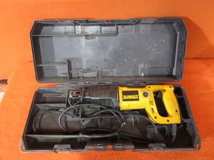 lot 66 image: DeWalt Sawzall