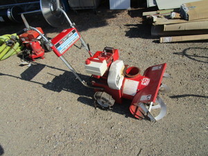 lot 89 image: 20 Snowblower